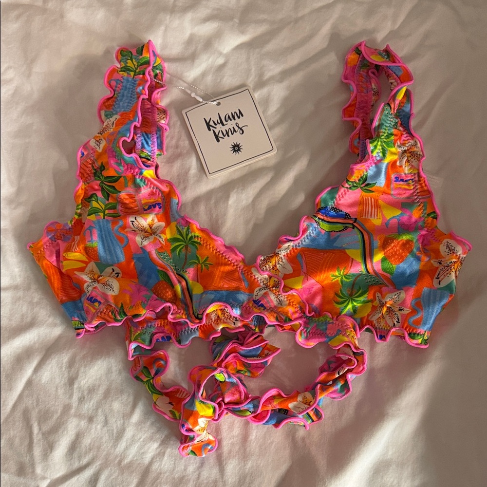 Kulani Kinis Lettuce Edge bikini top small Havana Haven NWT